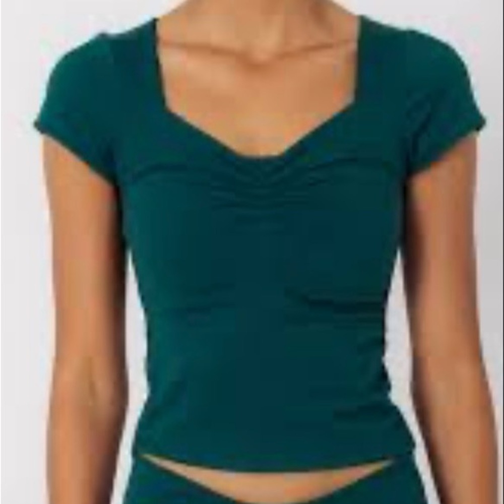 Elegant Teal Crop Top with Ruched Front A0322